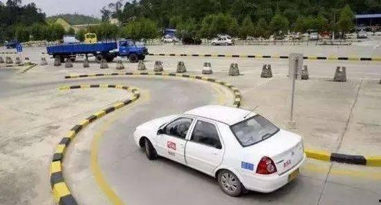 驾校学车爆料案例大全最新,揭秘行业潜规则与学员真实遭遇