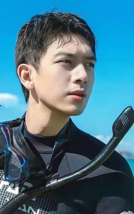 近期娱乐圈摄像头爆料,揭秘明星私生活幕后真相