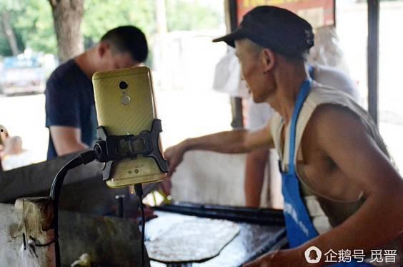 黄琴爆料大叔视频,揭秘背后惊人真相